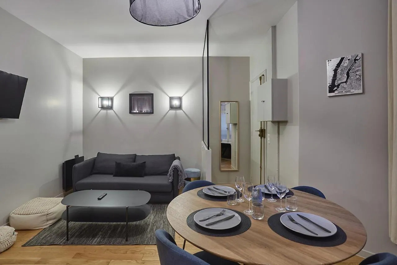 Apartment Center Of Paris By Studio Prestige 法国