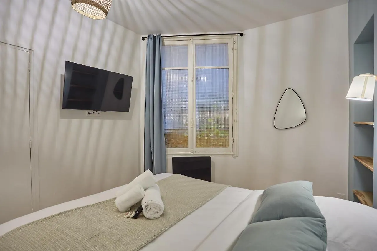 Apartment Center Of Paris By Studio Prestige 0*,  法国