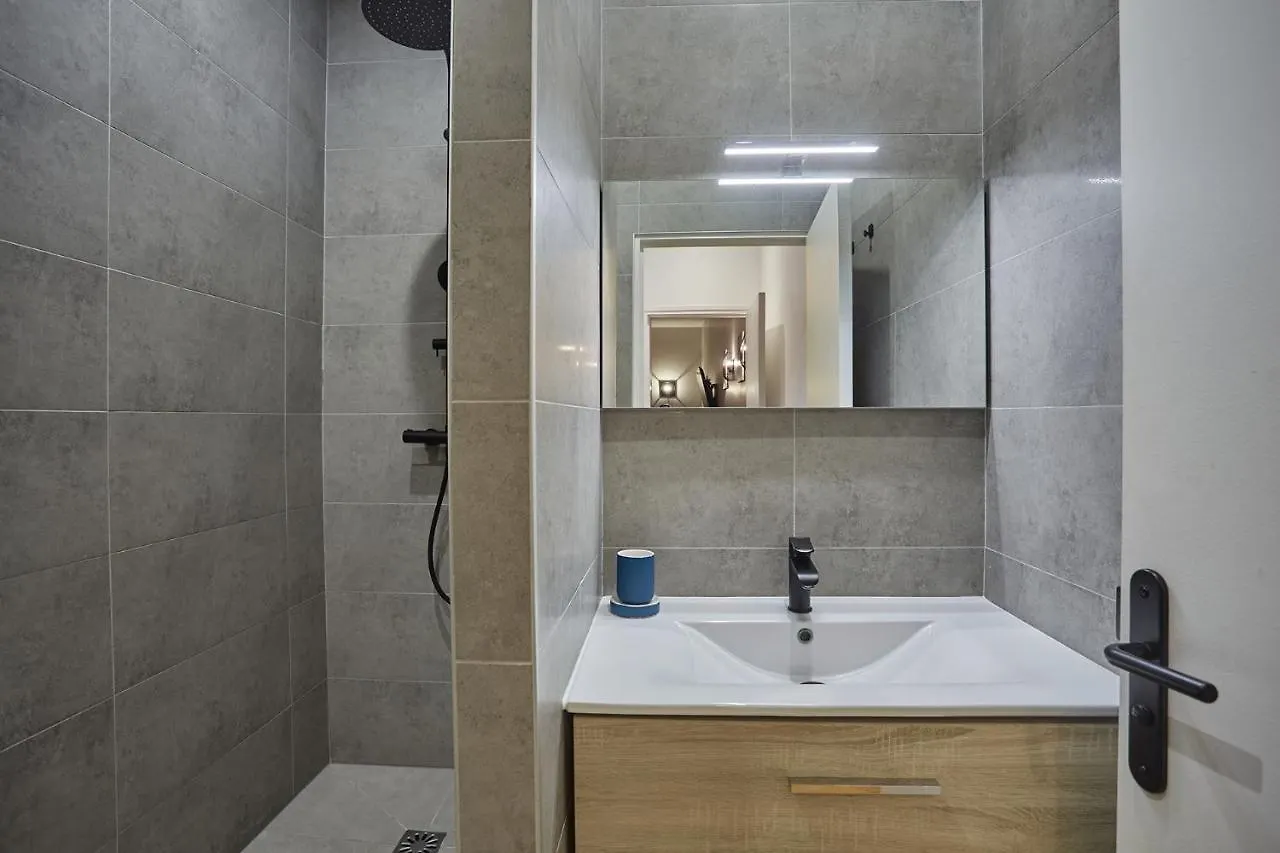 Apartment Center Of Paris By Studio Prestige 法国